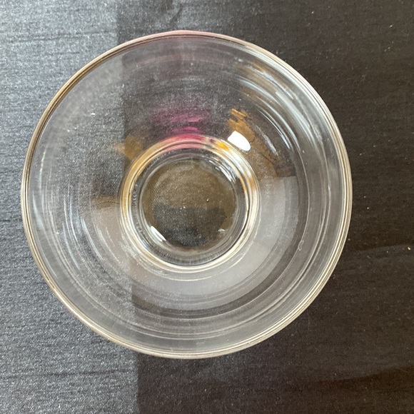 Lidded Clear Glass Bowl - Picture 2 of 5